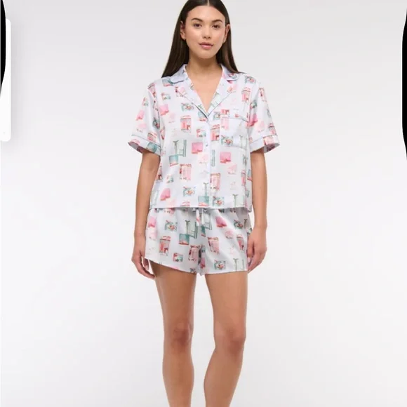 Abercrombie & Fitch Soft Satiny Blue and White Floral Pajama Shirt and Shorts - Picture 7 of 7